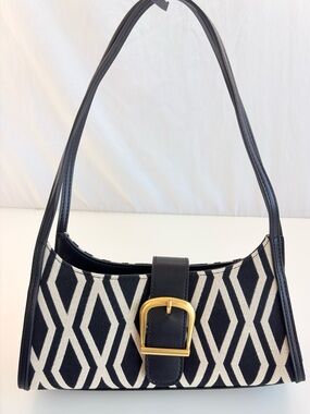 Urban Revivo Black & Cream Geometric Pattern Shoulder Bag with inner satin pouch